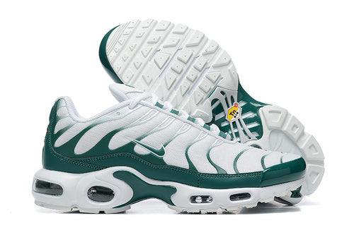 Air Max Plus TN1 x Lacoste