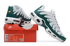 Air Max Plus TN1 x Lacoste